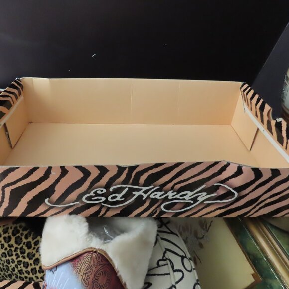 ED HARDY KNEE HIGH LINED BOOTS NEW wotag - Picture 13 of 15